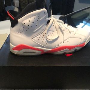 JORDAN 6